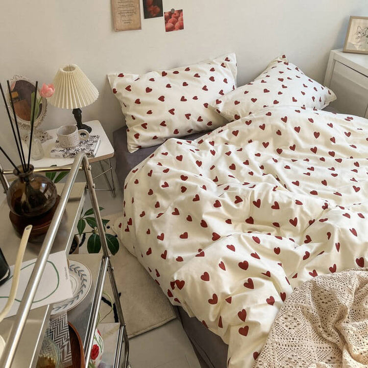 Rynx | Vintage Red Hearts Bedding Set