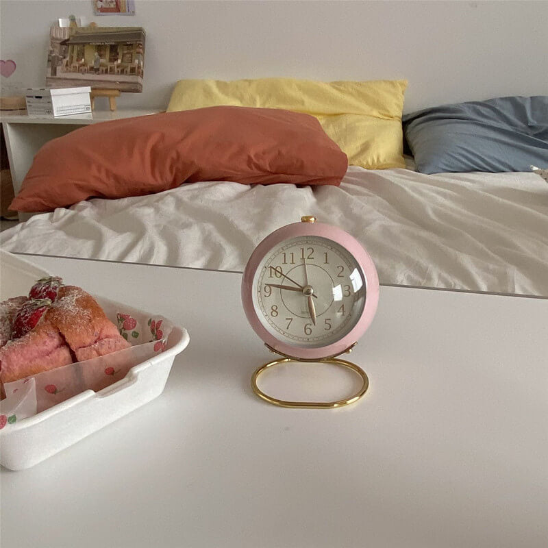 Rynx | Vintage Table Round Clock