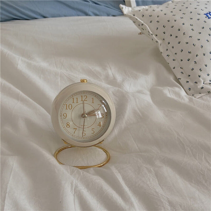 Rynx | Vintage Table Round Clock