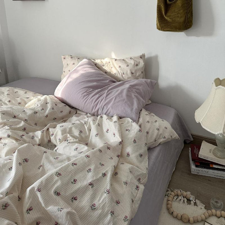 Rynx Lila Vintage Floral Bedding Set