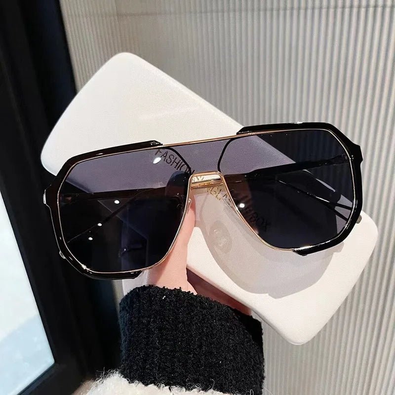 Lisslune | VOGUEVIEW SHADES – Oversized Square Sunglasses with UV400 & Photochromic Lenses