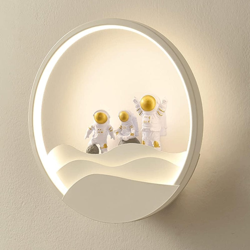 Lisslune | Astronaut Wall Lamp with TriColor LED Light - 11" x 11"