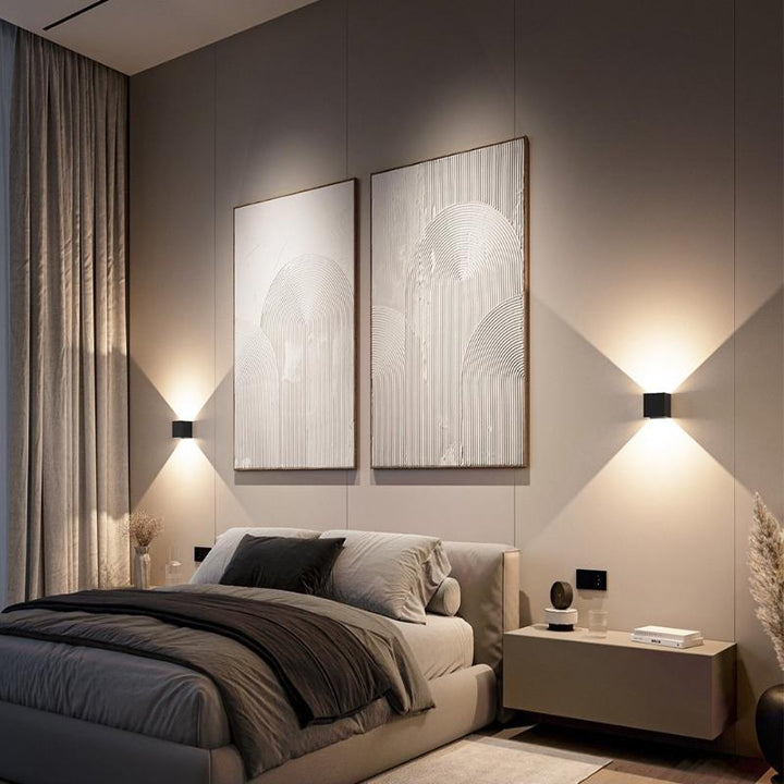 Lisslune | LumiGuard - LED wall lamp with warm light