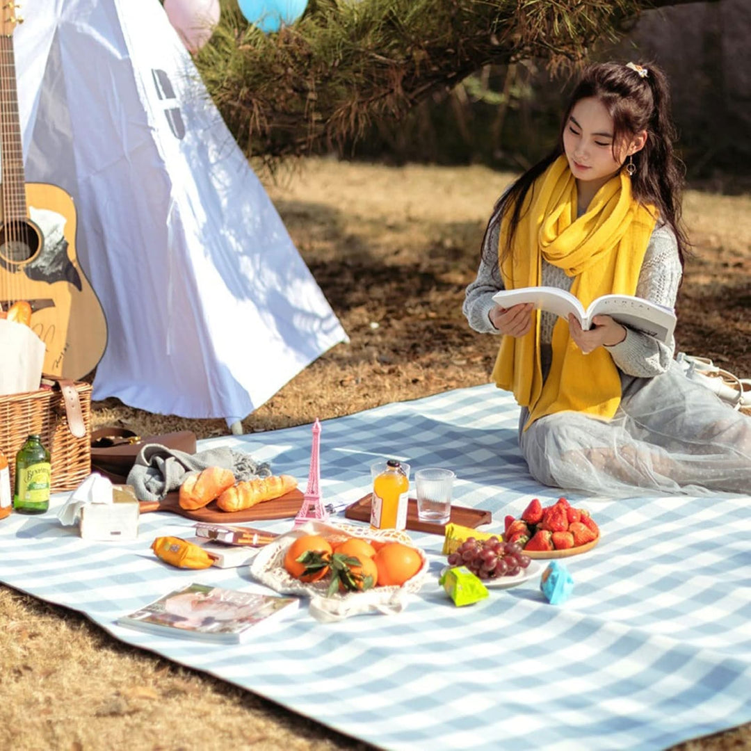 Lisslune | Waterproof Picnic Blanket – Foldable Outdoor Mat for Camping, Beach & Garden (150x200 cm)