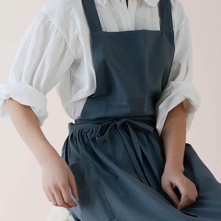 Lisslune | Waterproof Cotton Apron with Convenient Pockets - ChefMate