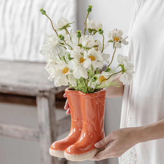 Lisslune | BloomBoots - Unique flower pots in boot design