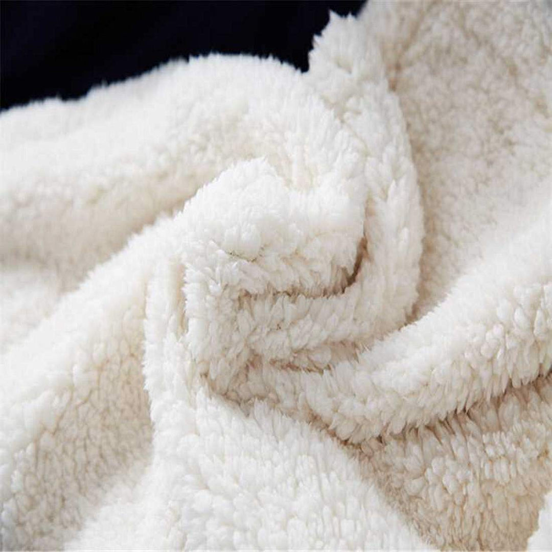 Lisslune | Flannel-Sherpa Blanket with American Flag