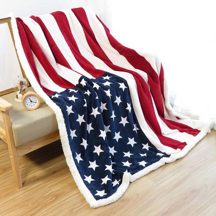 Lisslune | Flannel-Sherpa Blanket with American Flag