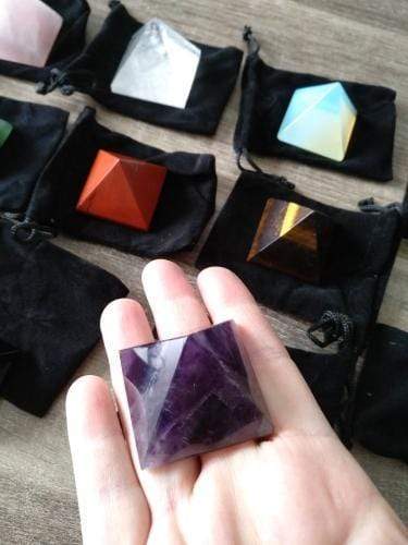 Lisslune | Crystal chiseled pyramid