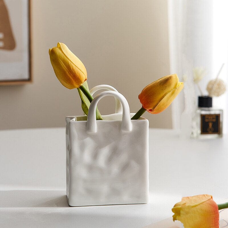 Lisslune | White Bag Porcelain Vase