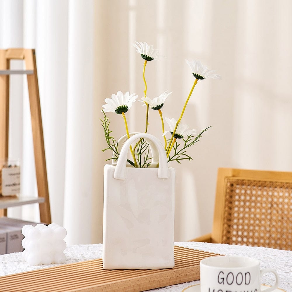 Lisslune | White Bag Porcelain Vase
