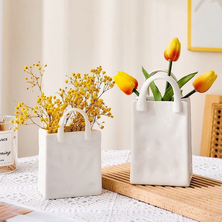 Lisslune | White Bag Porcelain Vase