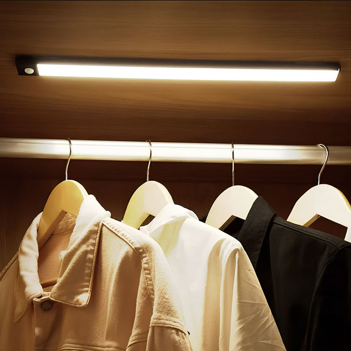 Lisslune | Wireless Motion Sensor Lamp - GlowMotion