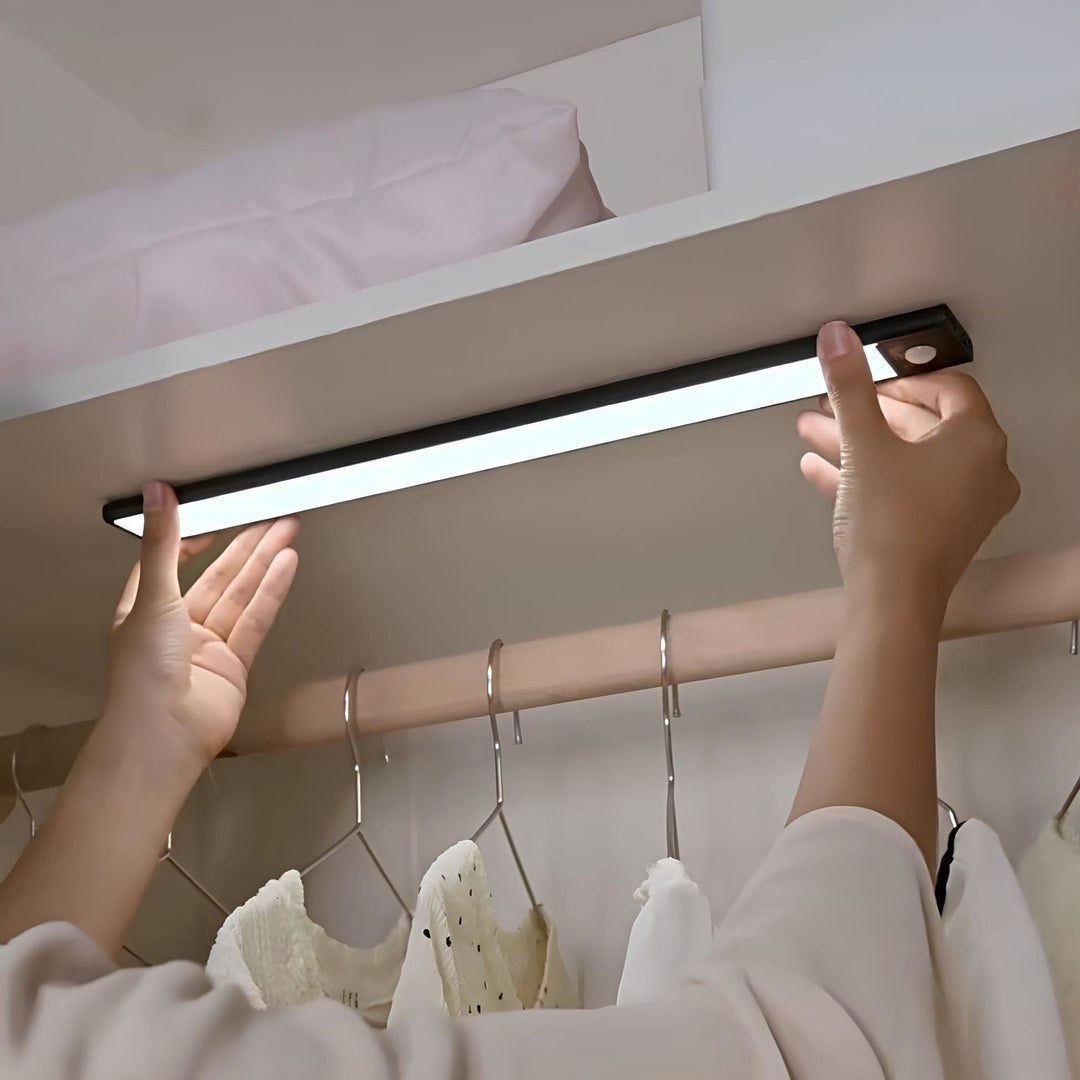 Lisslune | Wireless Motion Sensor Lamp - GlowMotion