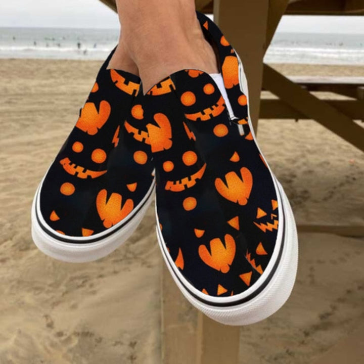 Lisslune | Casual slip-ons made of canvas with skull