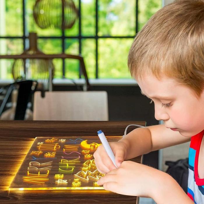 Lisslune | LED Notice Board with 7 Colors Pen