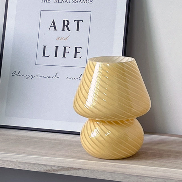 Lisslune | LED Desk Lamp in Mushroom Shape made of Glass