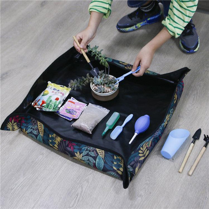 Lisslune | Essential PVC Oxford Fabric Plant Mat for Effortless Indoor and Outdoor Gardening