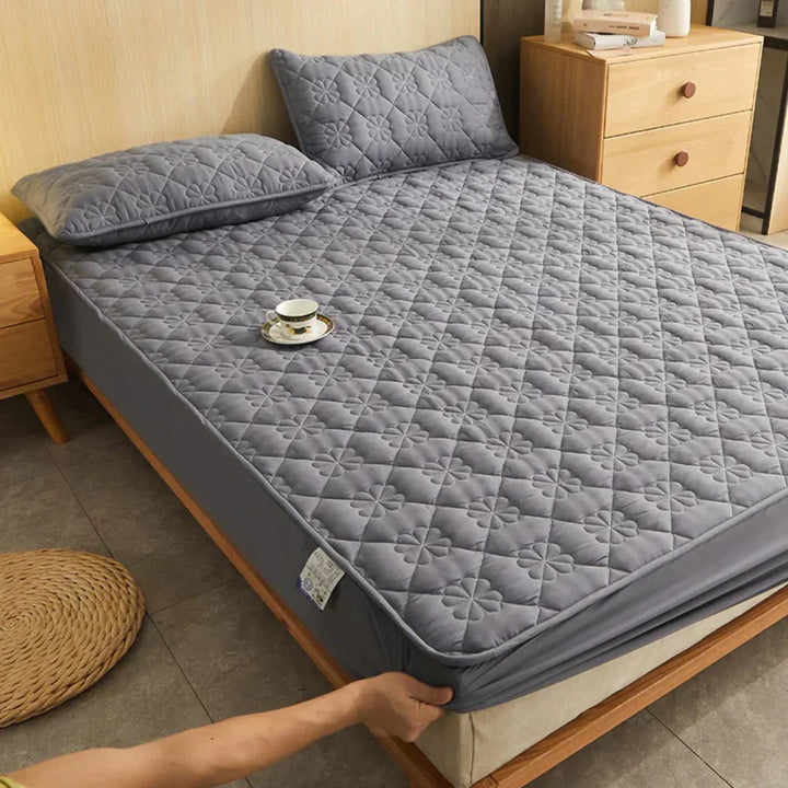 Lisslune | CozyDream | Mattress topper | Luxury comfort | Breathable and sustainable