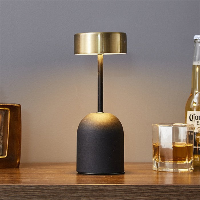 Lisslune | VinoLight - rechargeable LED light in the shape of a wine glass