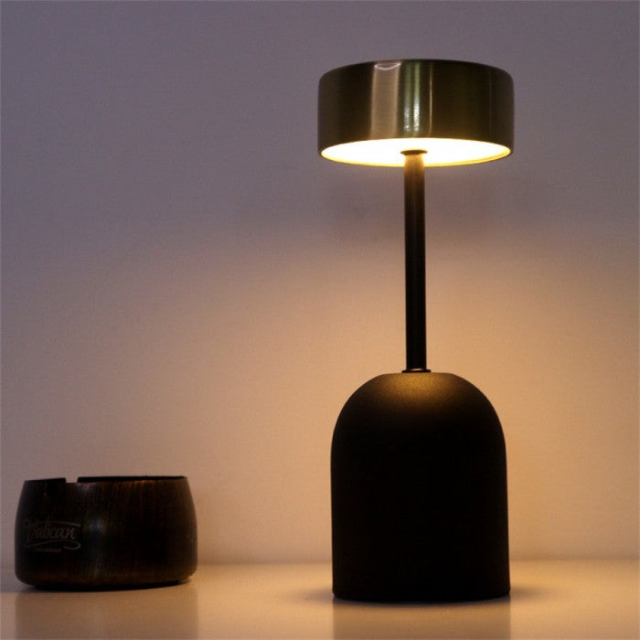 Lisslune | VinoLight - rechargeable LED light in the shape of a wine glass