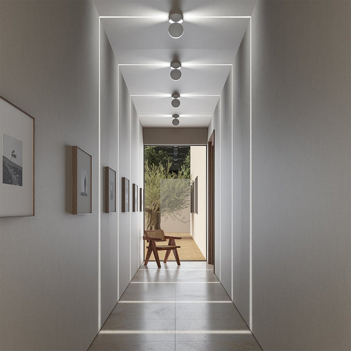 Lisslune | LumaGlow - Sleek Outdoor LED Sconce
