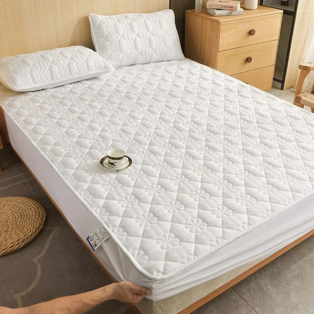 Lisslune | CozyDream | Mattress topper | Luxury comfort | Breathable and sustainable
